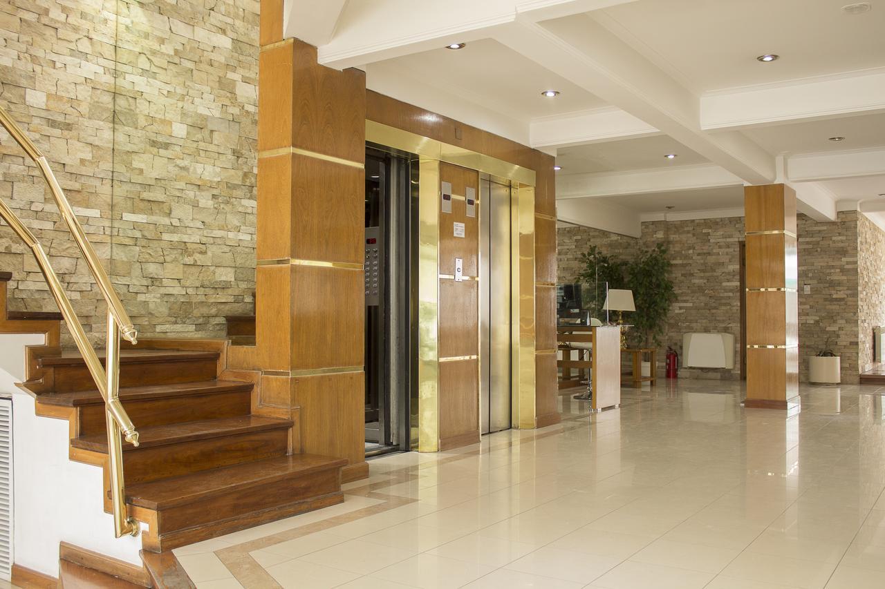 Hotel Dior Tandil Esterno foto